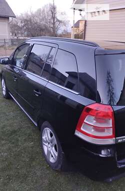 Мінівен Opel Zafira 2010 в Надвірній