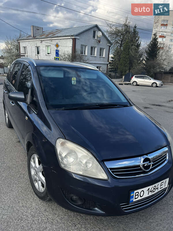 Мінівен Opel Zafira 2008 в Тернополі
