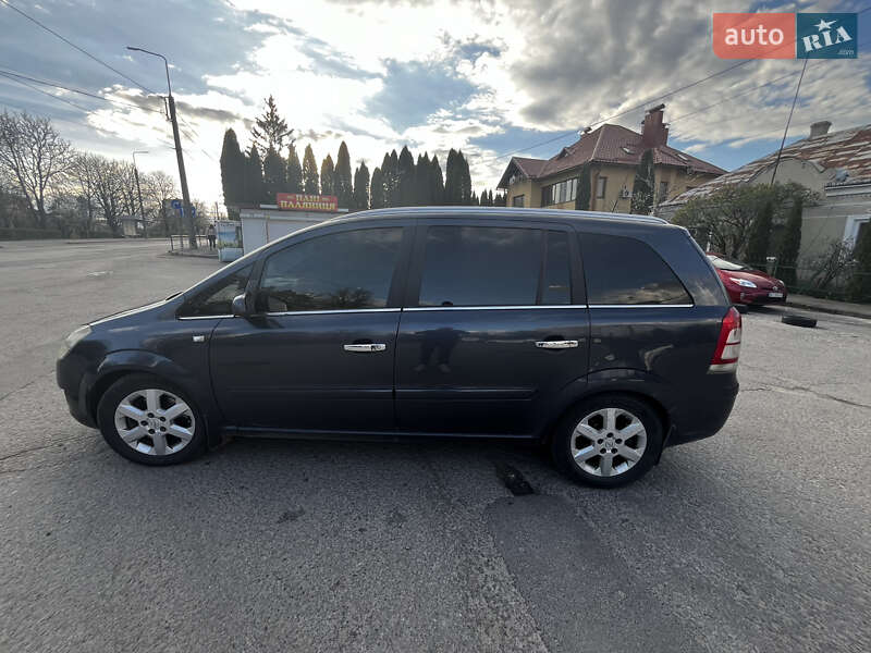 Мінівен Opel Zafira 2008 в Тернополі
