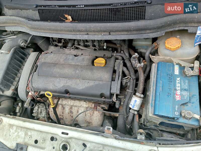 Минивэн Opel Zafira 2011 в Харькове