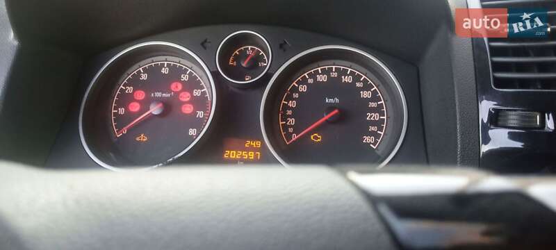 Минивэн Opel Zafira 2008 в Гостомеле фото 16 Минивэн Opel Zafira 2008 в Гостомеле