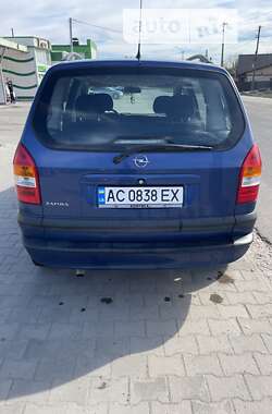 Минивэн Opel Zafira 2002 в Владимир-Волынском