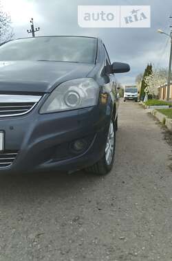 Минивэн Opel Zafira 2008 в Баре