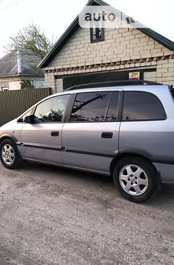 Мінівен Opel Zafira 2002 в Новомосковську