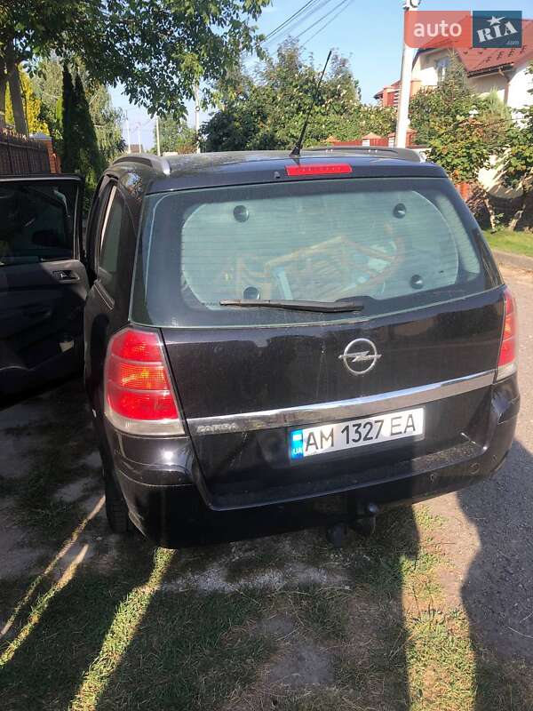 Мінівен Opel Zafira 2006 в Києві