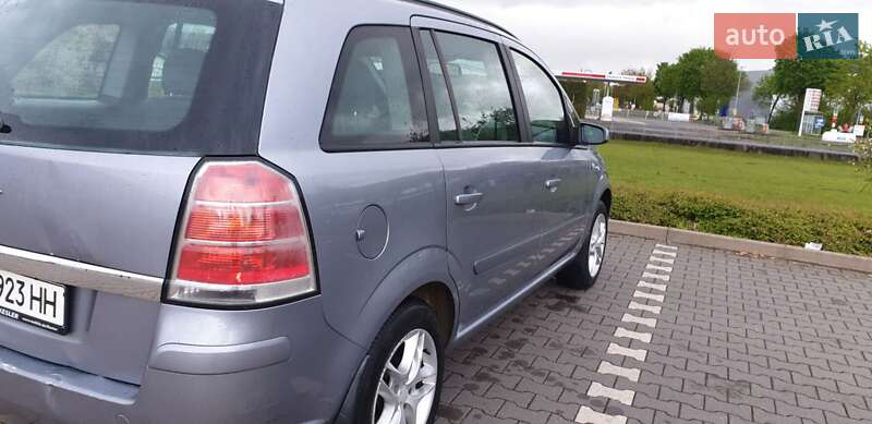 Мінівен Opel Zafira 2007 в Луцьку