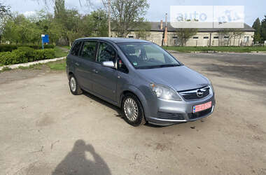 Минивэн Opel Zafira 2005 в Луцке