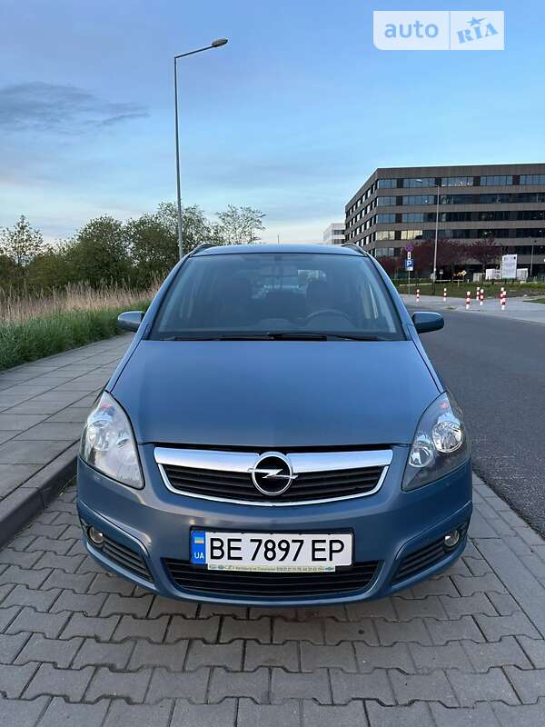 Opel Zafira 2007