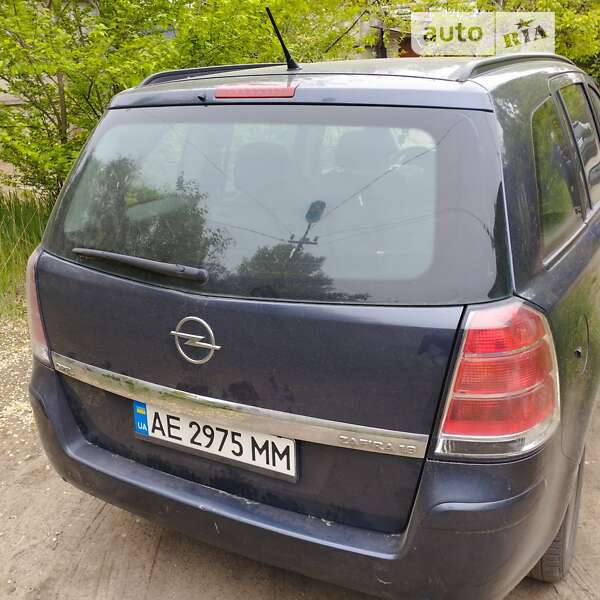 Минивэн Opel Zafira 2008 в Днепре