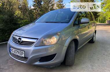 Минивэн Opel Zafira 2010 в Гайсине