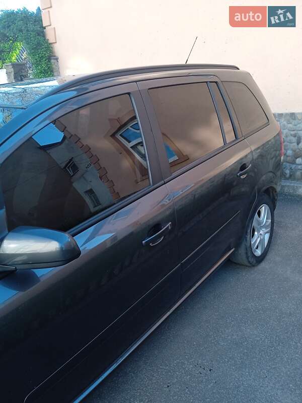 Минивэн Opel Zafira 2009 в Коломые фото 4 Минивэн Opel Zafira 2009 в Коломые