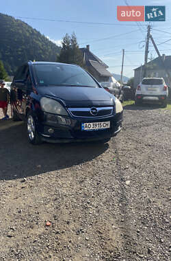 Мінівен Opel Zafira 2007 в Міжгір'ї