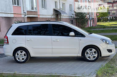 Мінівен Opel Zafira 2013 в Івано-Франківську