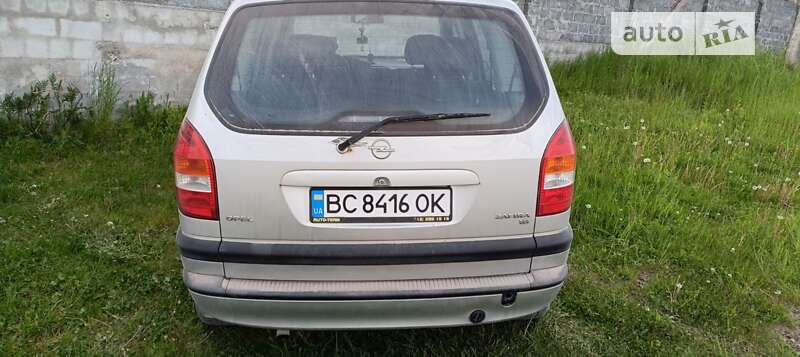 Минивэн Opel Zafira 2002 в Николаеве