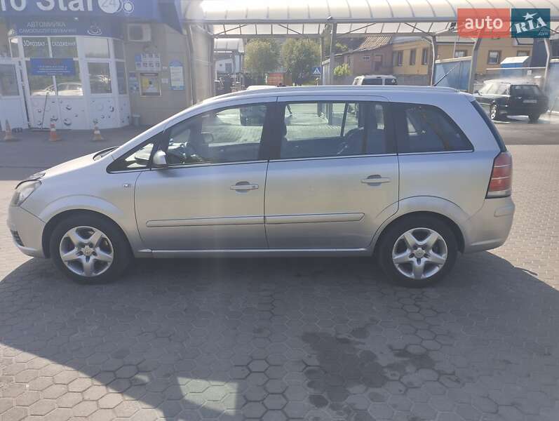 Минивэн Opel Zafira 2007 в Луцке фото 4 Минивэн Opel Zafira 2007 в Луцке