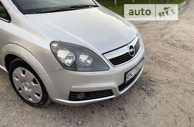 Мінівен Opel Zafira 2007 в Радехові