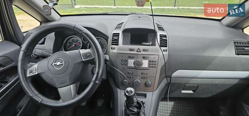 Мінівен Opel Zafira 2008 в Вінниці