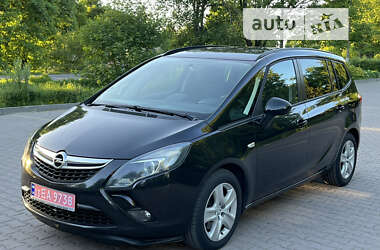 Мікровен Opel Zafira 2015 в Миргороді