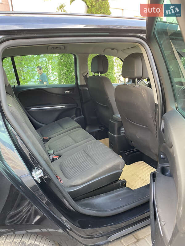 Мінівен Opel Zafira 2012 в Івано-Франківську