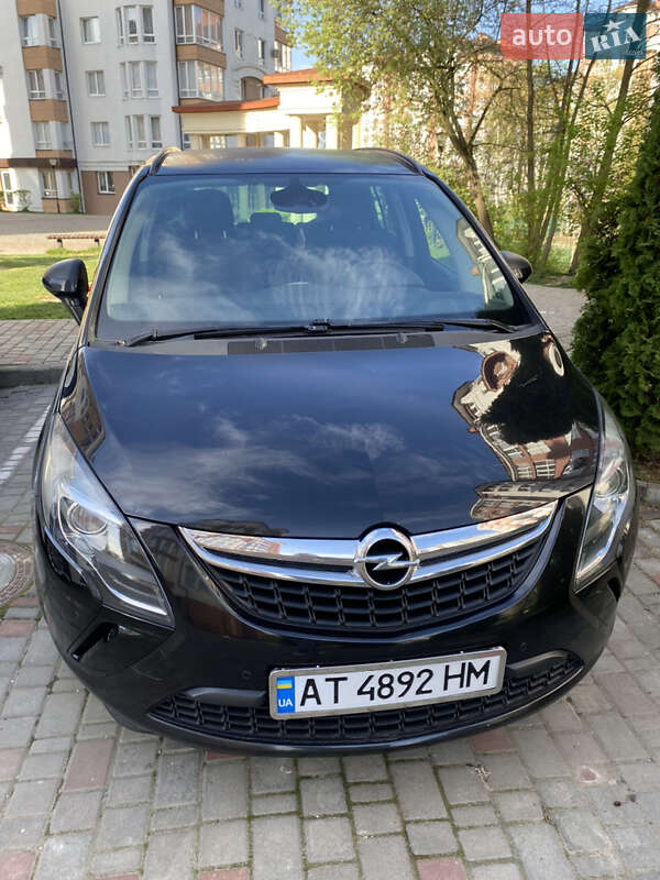 Мінівен Opel Zafira 2012 в Івано-Франківську