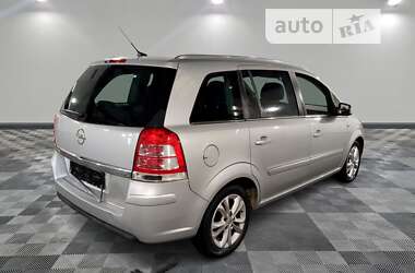 Минивэн Opel Zafira 2011 в Обухове