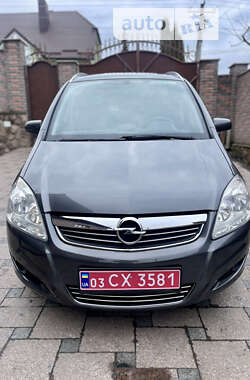 Минивэн Opel Zafira 2009 в Ровно