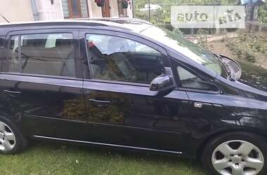 Минивэн Opel Zafira 2006 в Косове