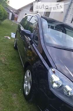 Мінівен Opel Zafira 2006 в Косові