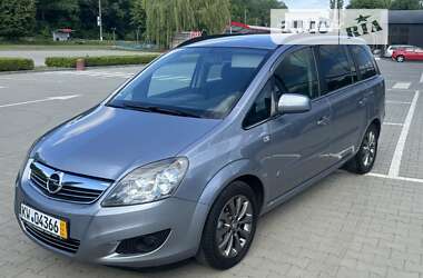 Минивэн Opel Zafira 2011 в Виннице