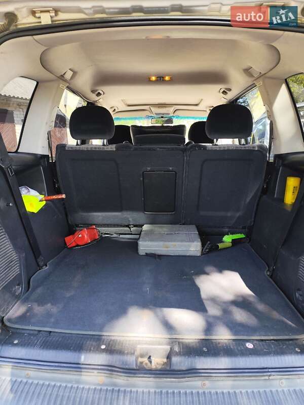 Минивэн Opel Zafira 2002 в Горохове