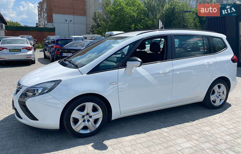 Микровэн Opel Zafira 2015 в Луцке