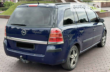Минивэн Opel Zafira 2006 в Днепре