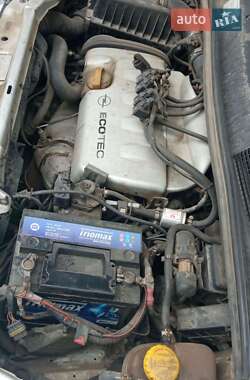 Минивэн Opel Zafira 2000 в Дрогобыче