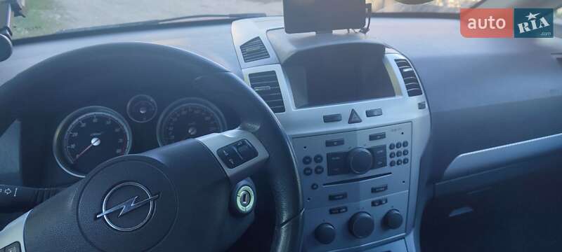 Мінівен Opel Zafira 2009 в Тернополі фото 5 Мінівен Opel Zafira 2009 в Тернополі