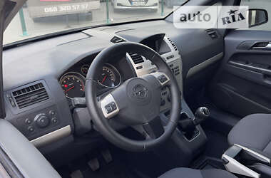 Минивэн Opel Zafira 2008 в Бердичеве