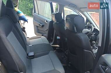 Минивэн Opel Zafira 2006 в 