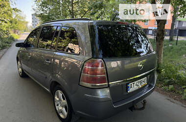 Мінівен Opel Zafira 2007 в Івано-Франківську