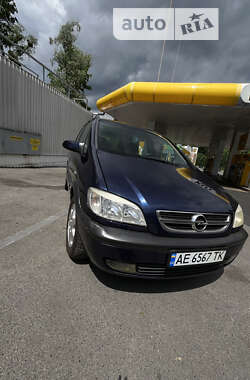 Минивэн Opel Zafira 1999 в Киеве