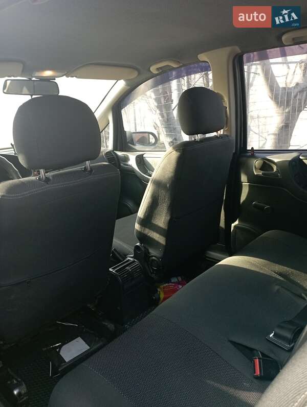 Минивэн Opel Zafira 2003 в Каменском