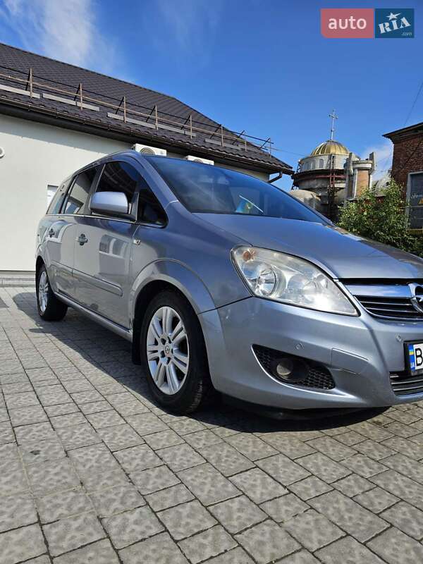 Мінівен Opel Zafira 2010 в Добротворі