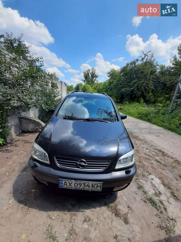 Минивэн Opel Zafira 1999 в Харькове