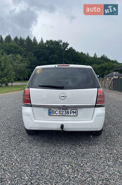 Минивэн Opel Zafira 2006 в 
