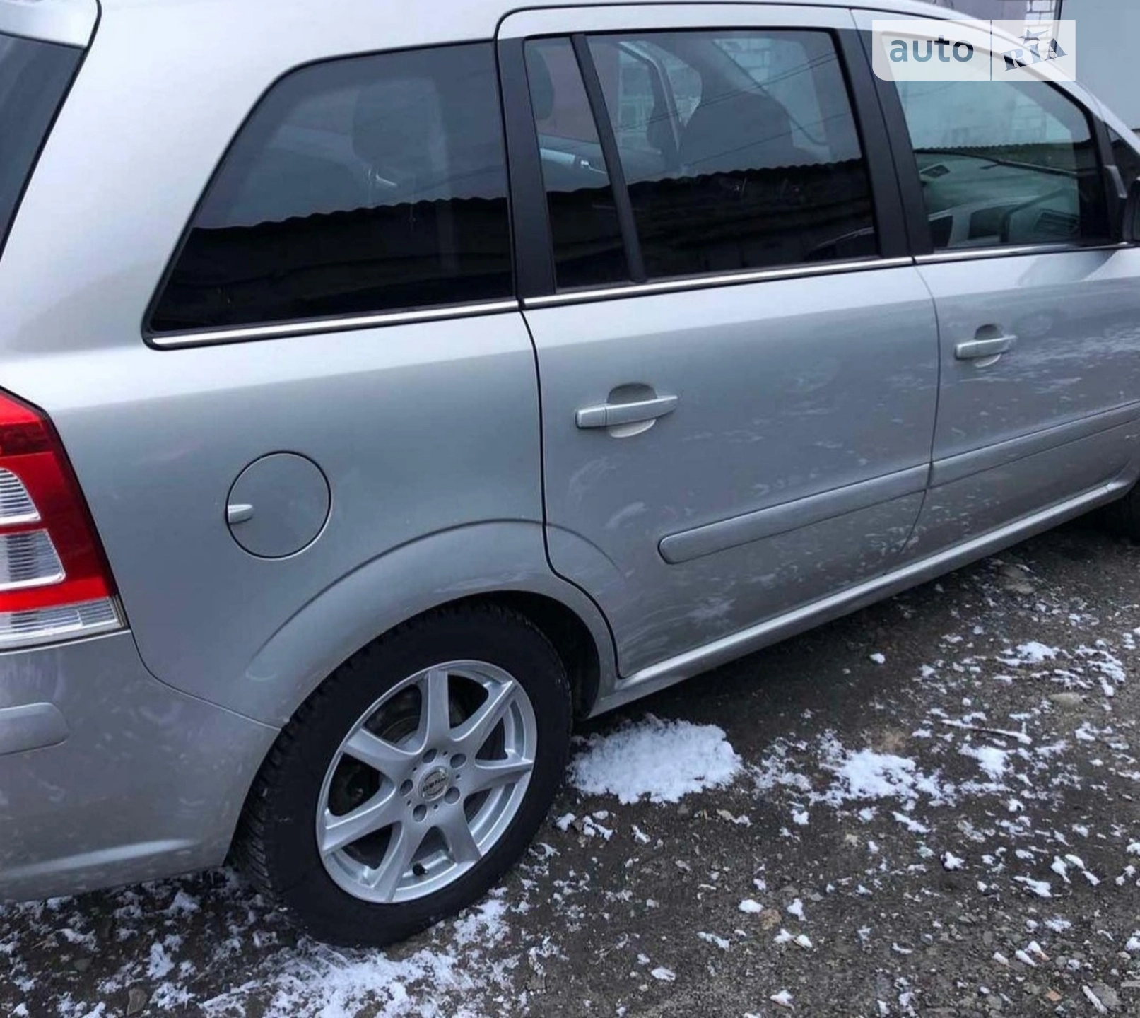 2011 Opel Zafira - мініатюра 2