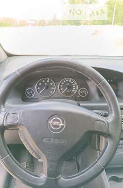 Минивэн Opel Zafira 2005 в Ямполе
