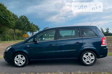 Мінівен Opel Zafira 2011 в Рівному