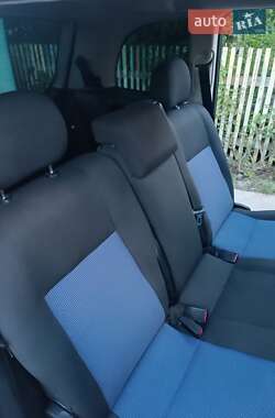 Минивэн Opel Zafira 2004 в Белой Церкви