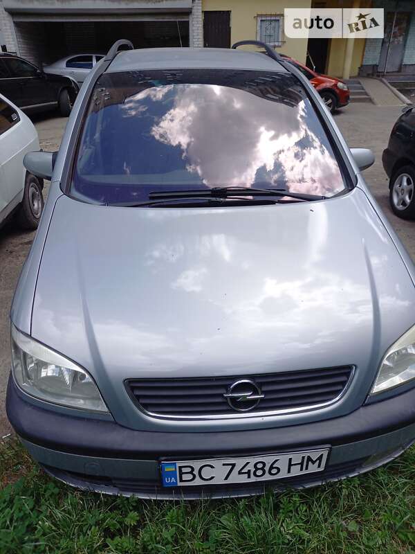 Минивэн Opel Zafira 2001 в Львове