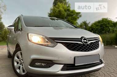 Мінівен Opel Zafira 2017 в Луцьку