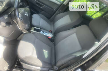 Минивэн Opel Zafira 2006 в Луцке