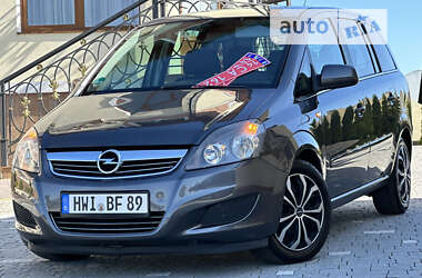 Мінівен Opel Zafira 2011 в Дрогобичі